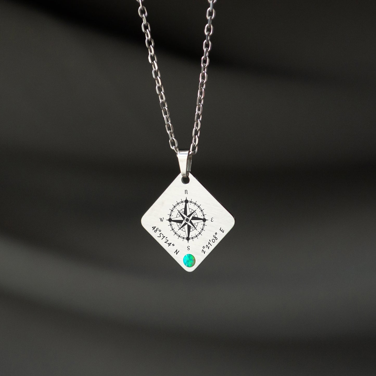 Custom Coordinates Necklace – Compass Pendant Jewelry