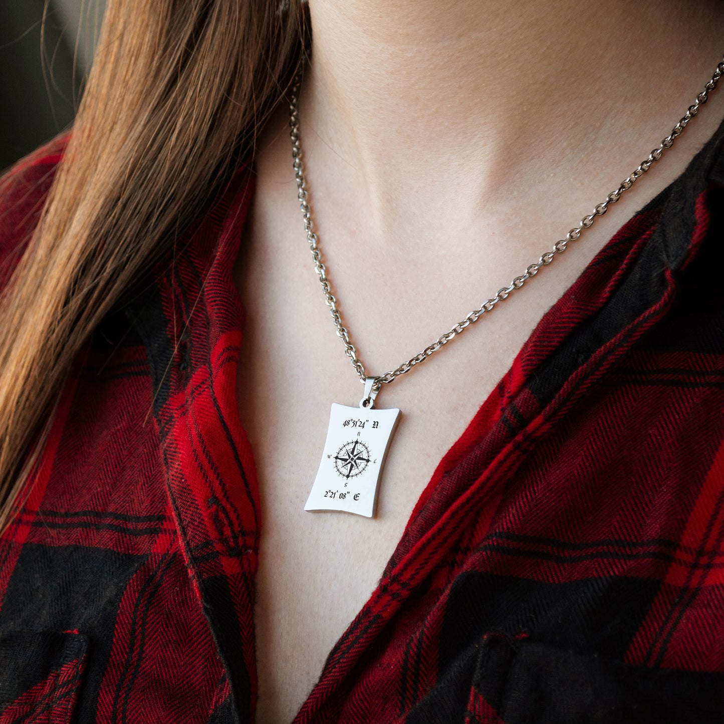 Coordinates Necklace with Compass – Personalized Engraved Jewelry