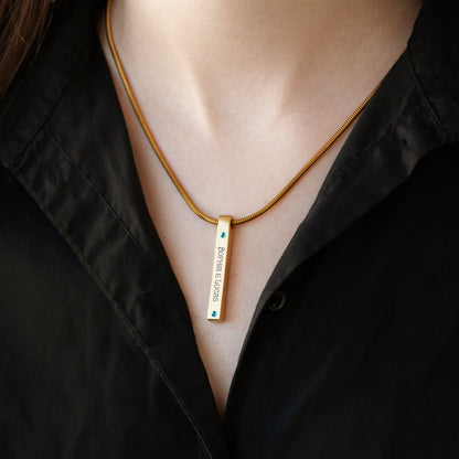 Engraved Name Necklace – Custom Minimalist Pendant