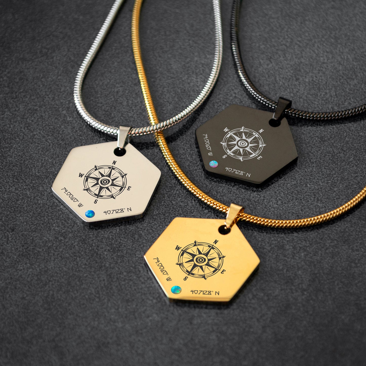 Personalized Coordinates Pendant – Engraved Compass Necklace