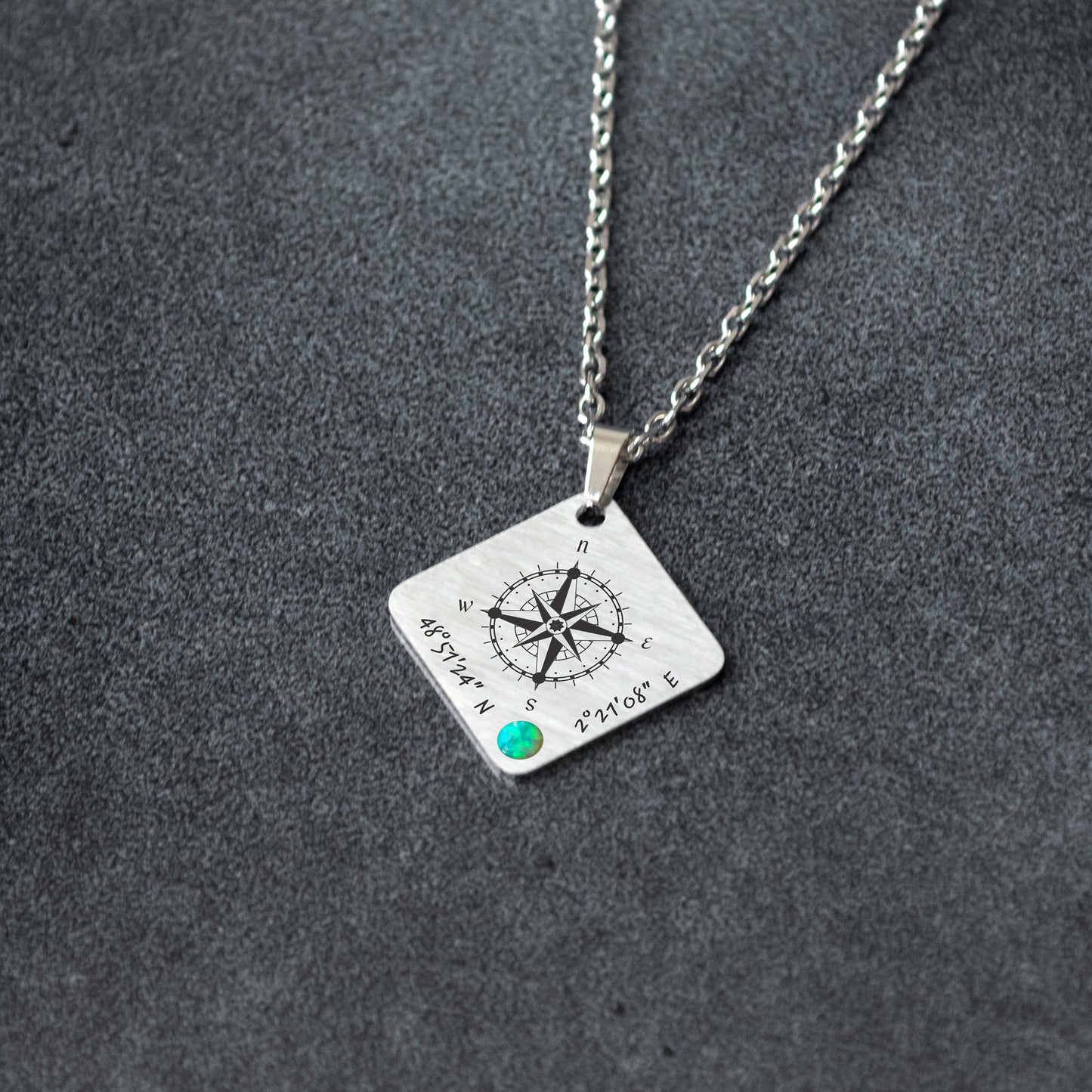 Custom Coordinates Necklace – Compass Pendant Jewelry