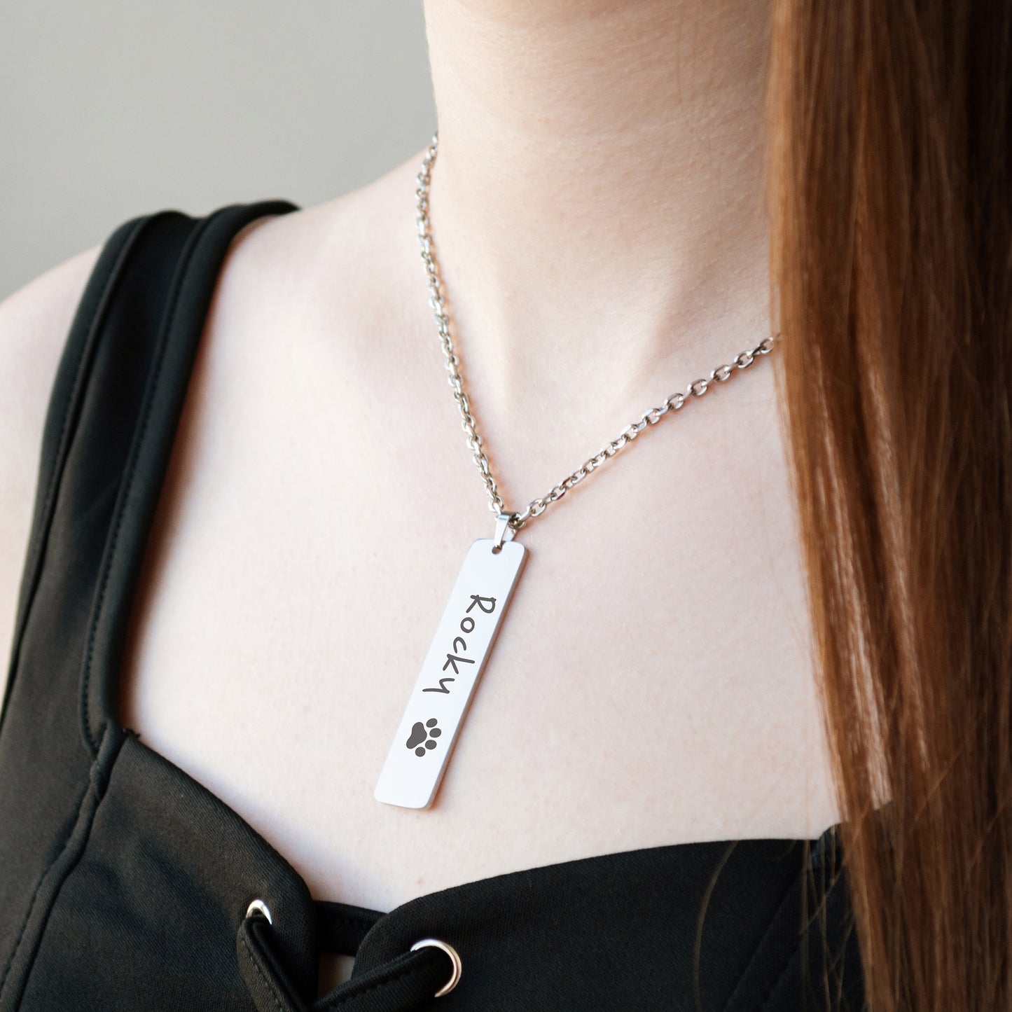 Engraved Name Necklace – Custom Minimalist Pendant