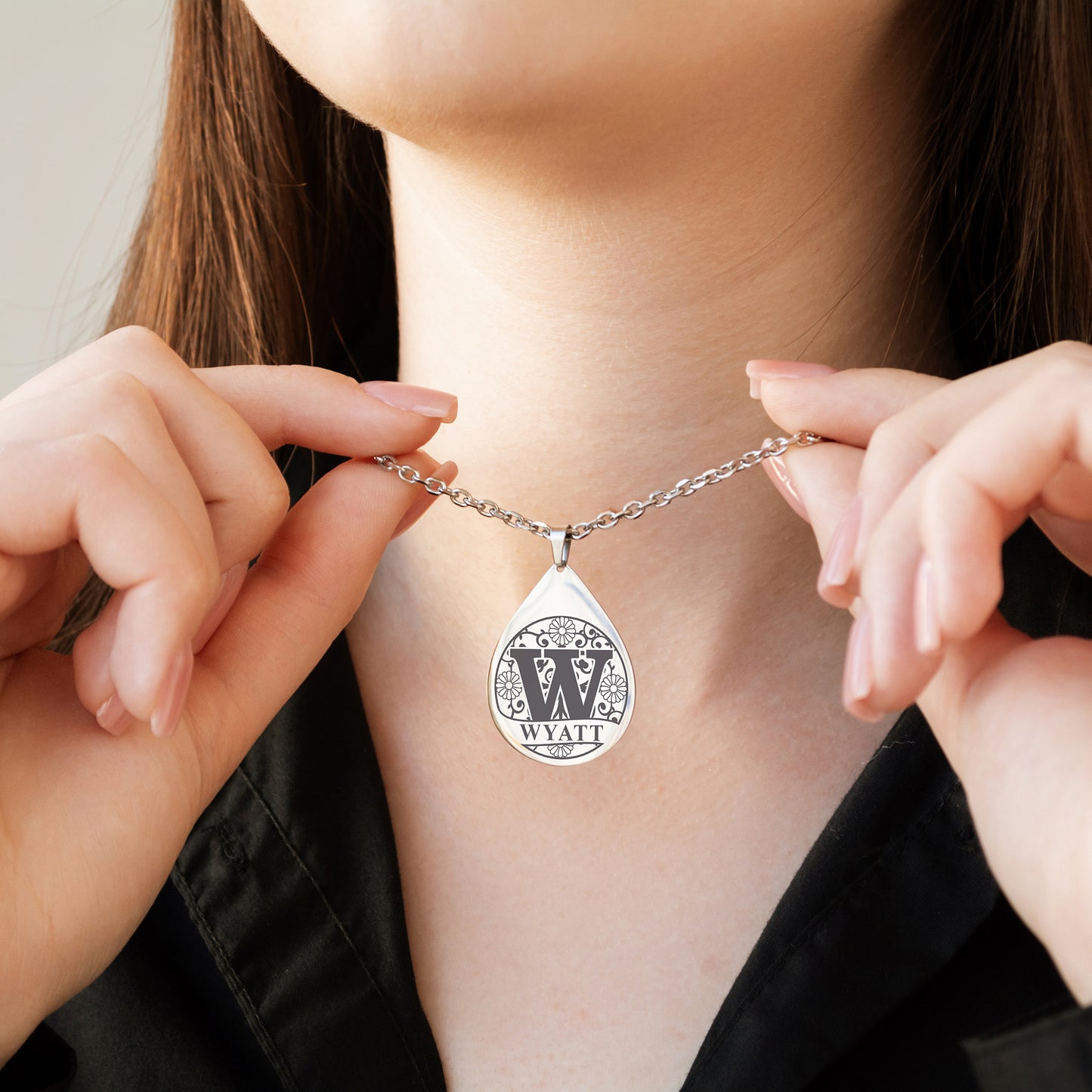 Minimalist Initial Necklace – Custom Engraved Jewelry