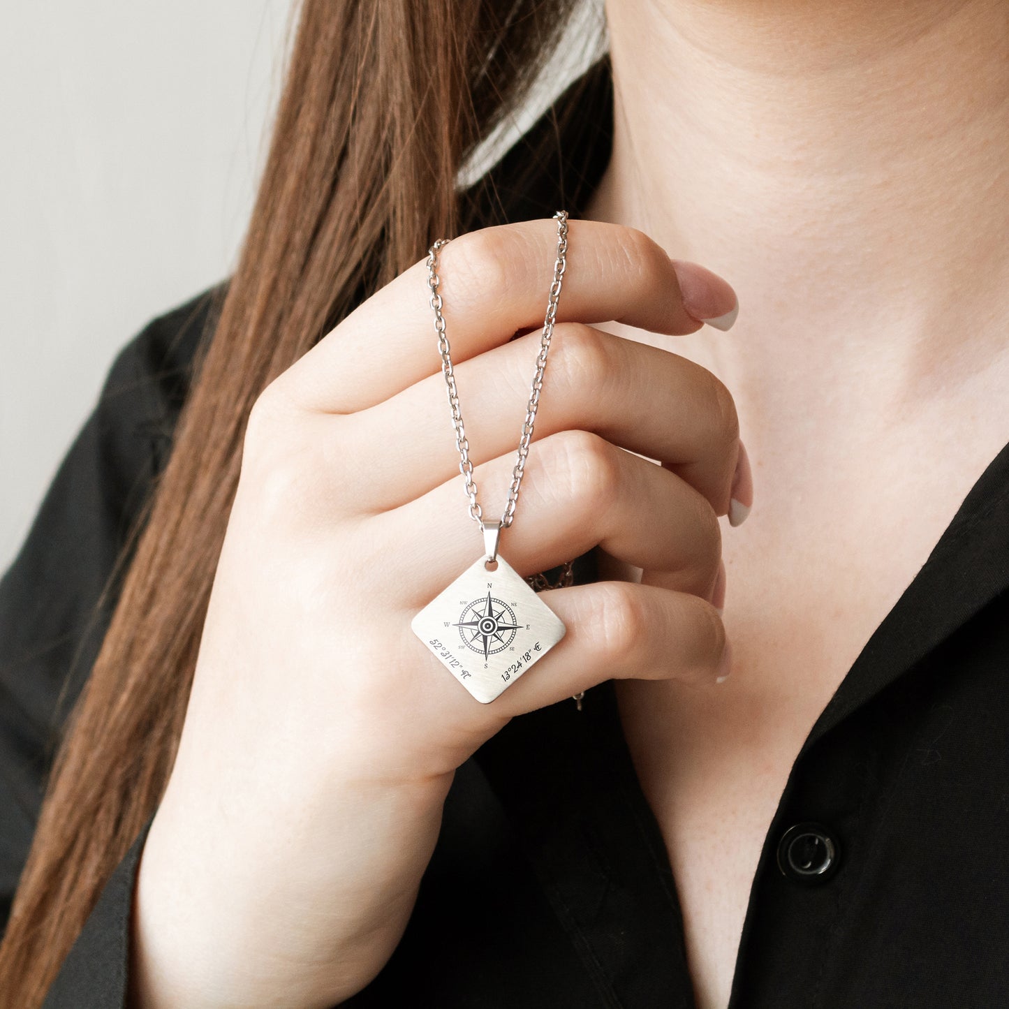 Compass Pendant Necklace – Custom Engraved Coordinates