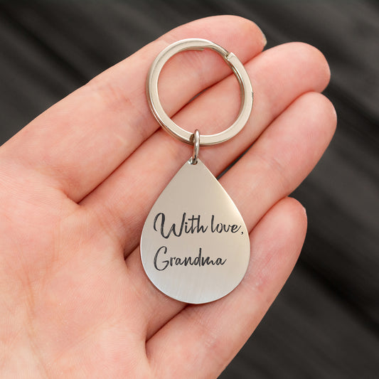 In Memory Keychain - Handwriting or Chosen Font