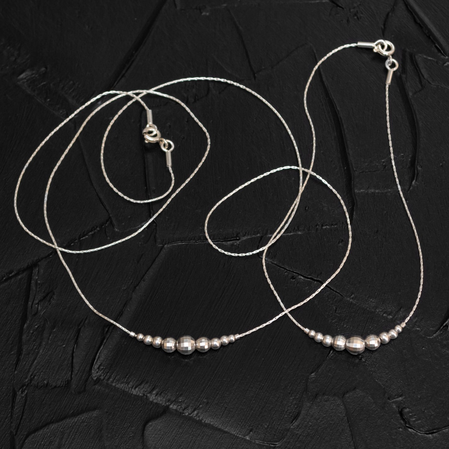 Modern Beads Necklace and Bracelet Set in Elegant Silver