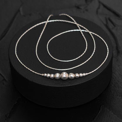 Beautifully Crafted Silver Necklace with Exquisite Beads