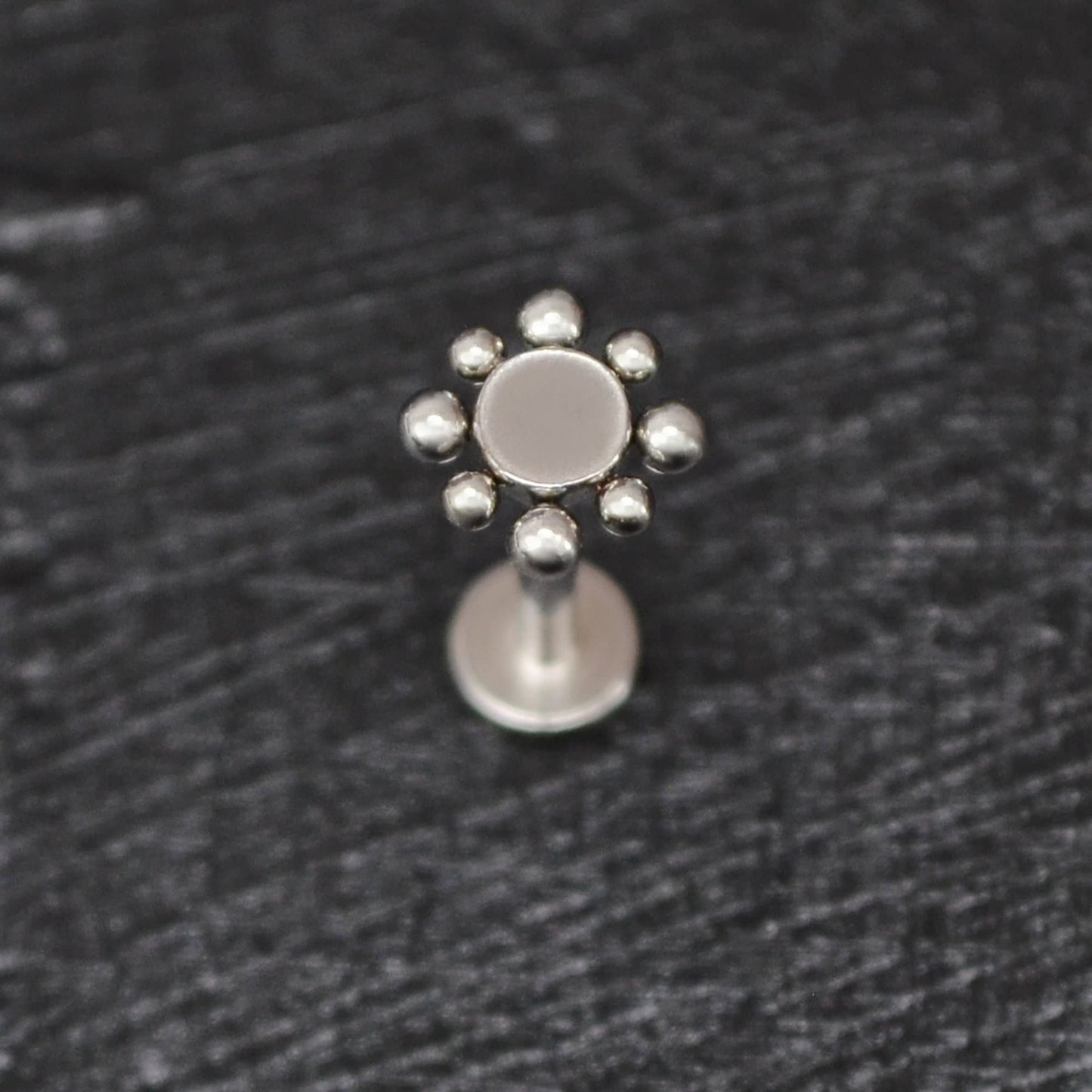 Lip Labret Surgical Steel - TitaniumFashion