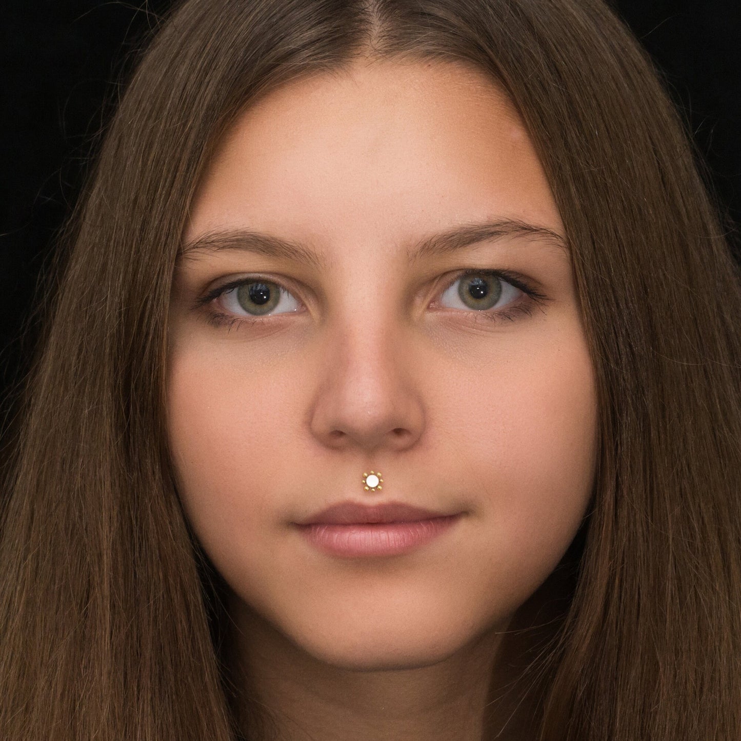 Bioflex Medusa Lip Piercing - TitaniumFashion