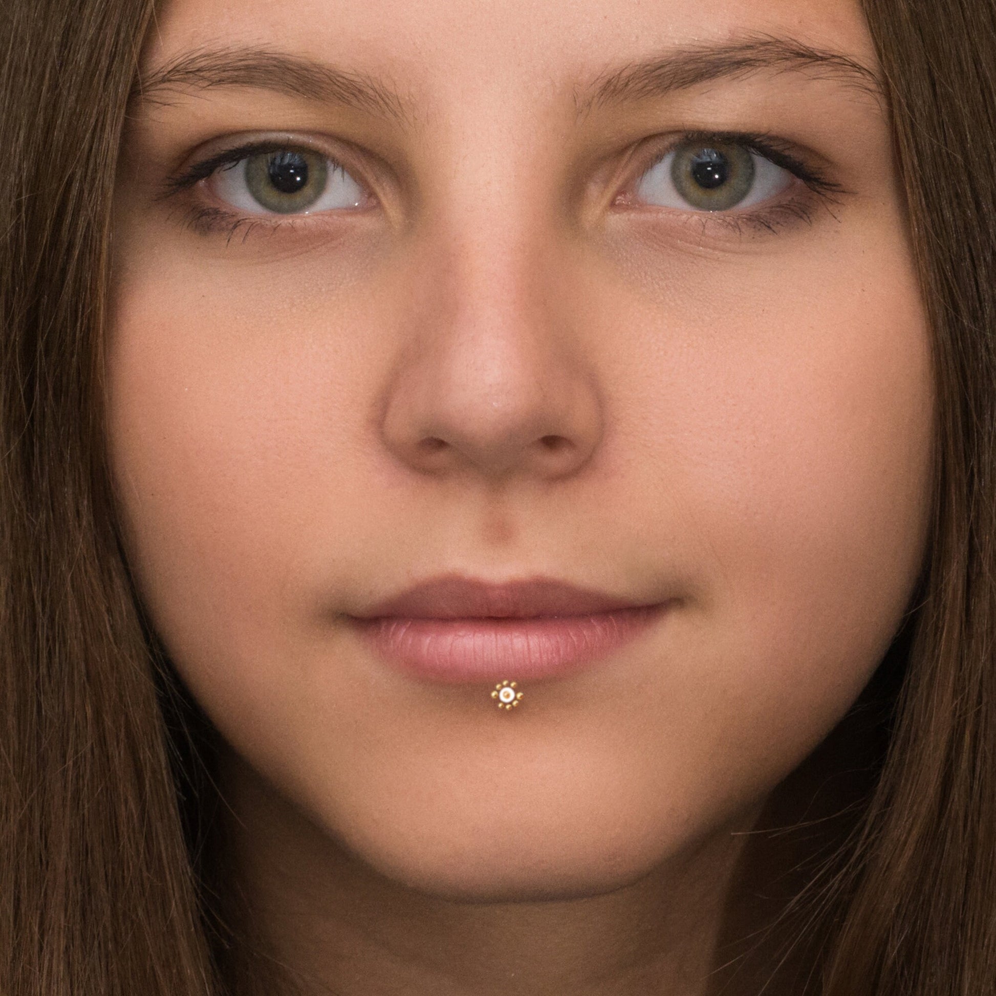 Lip Labret - TitaniumFashion