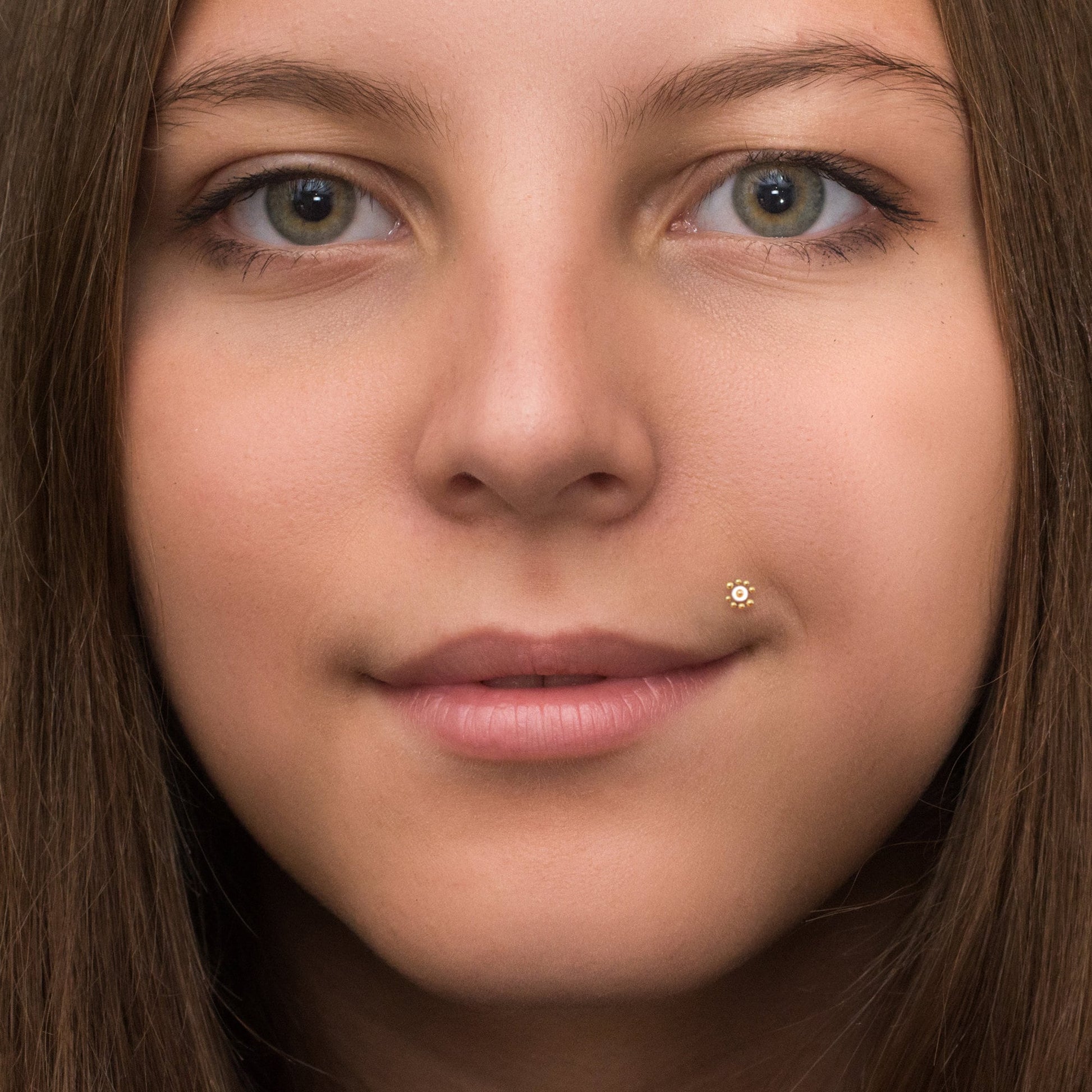 Lip Labret - TitaniumFashion