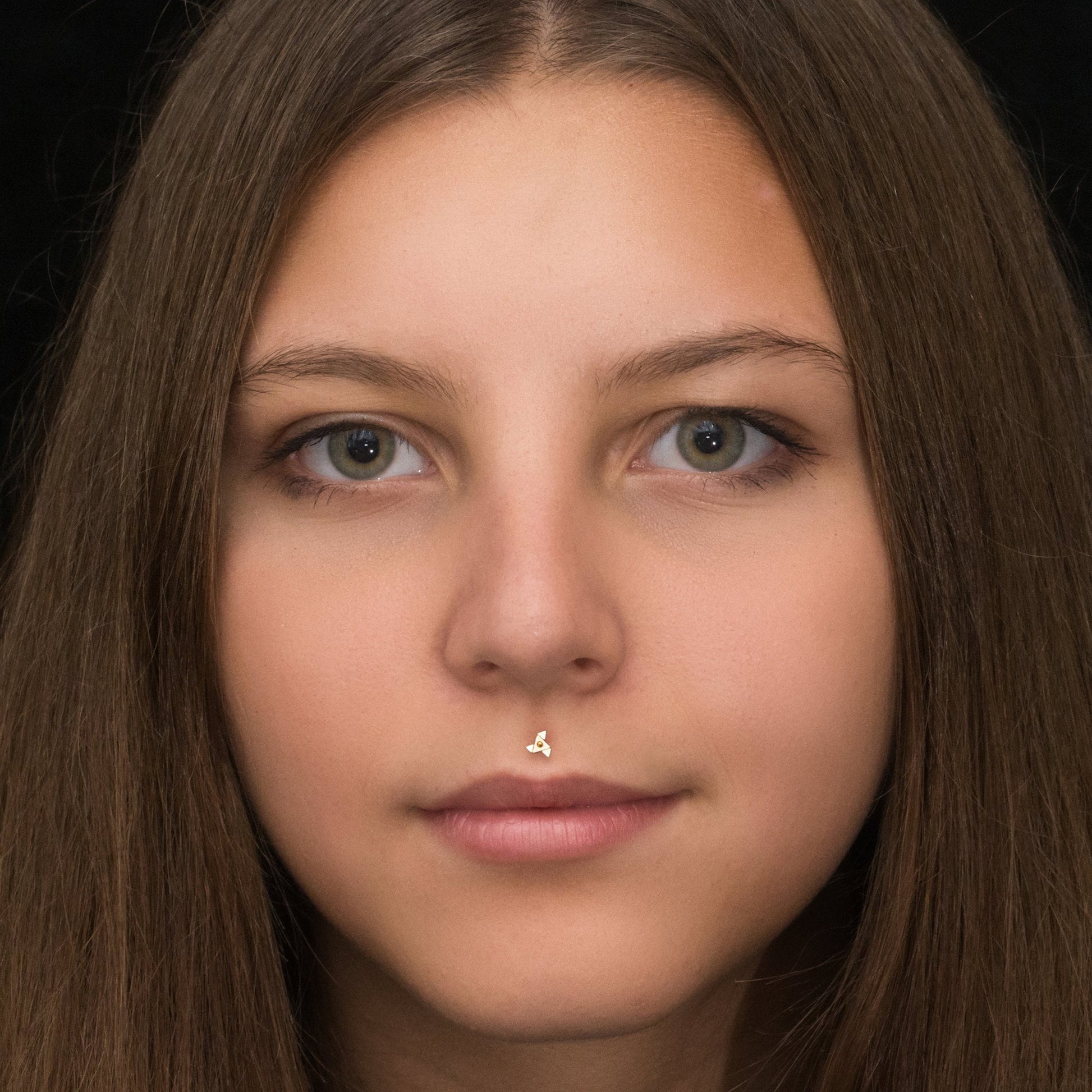 Bioflex Medusa Lip Piercing - TitaniumFashion