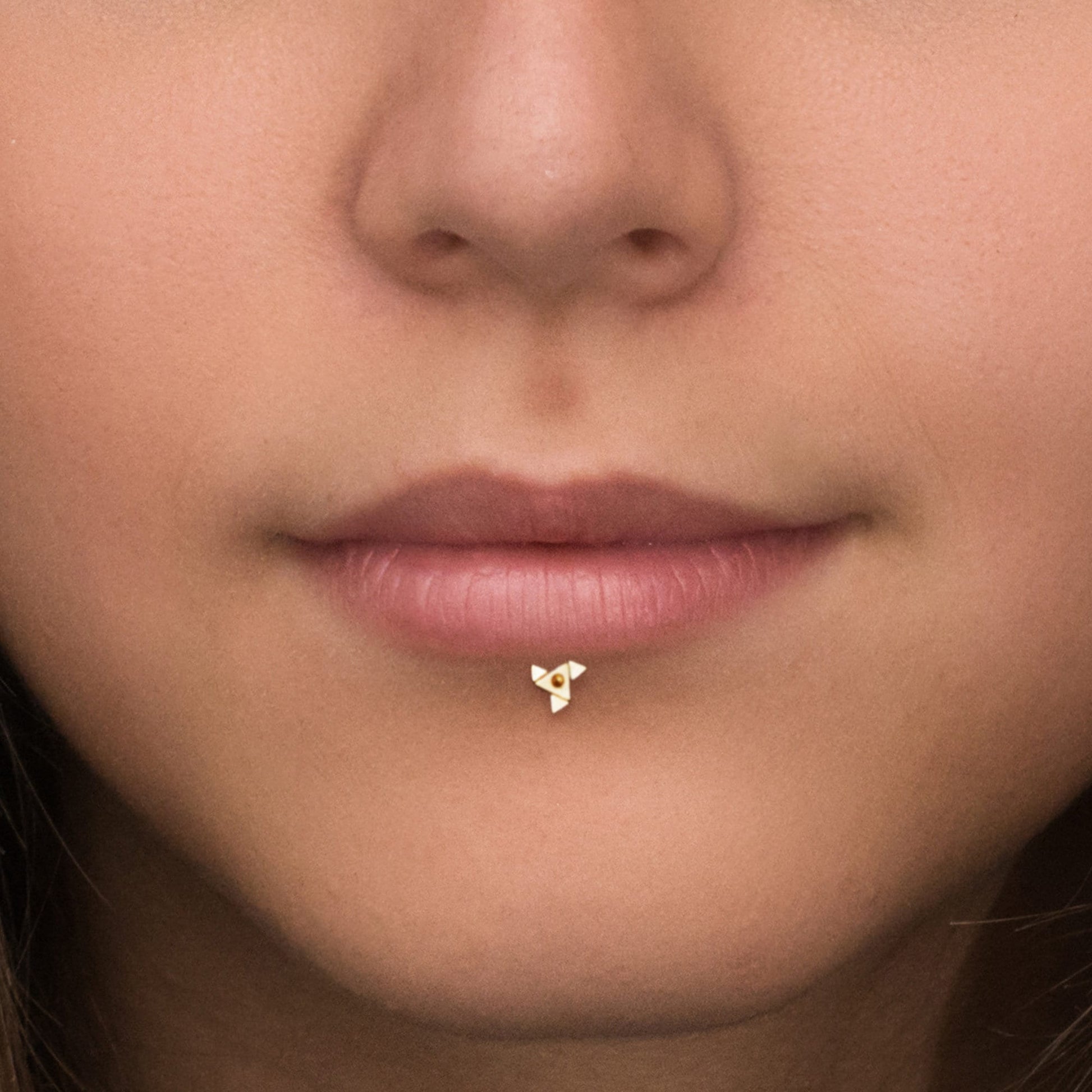 Bioflex Medusa Lip Piercing - TitaniumFashion