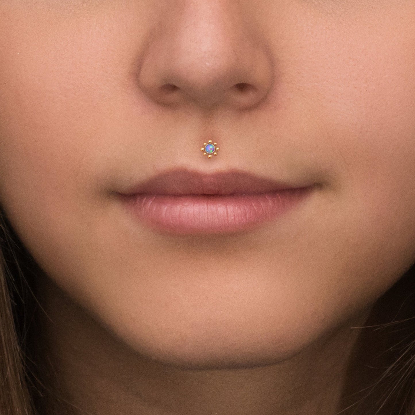 Opal Lip Labret Surgical Steel - TitaniumFashion