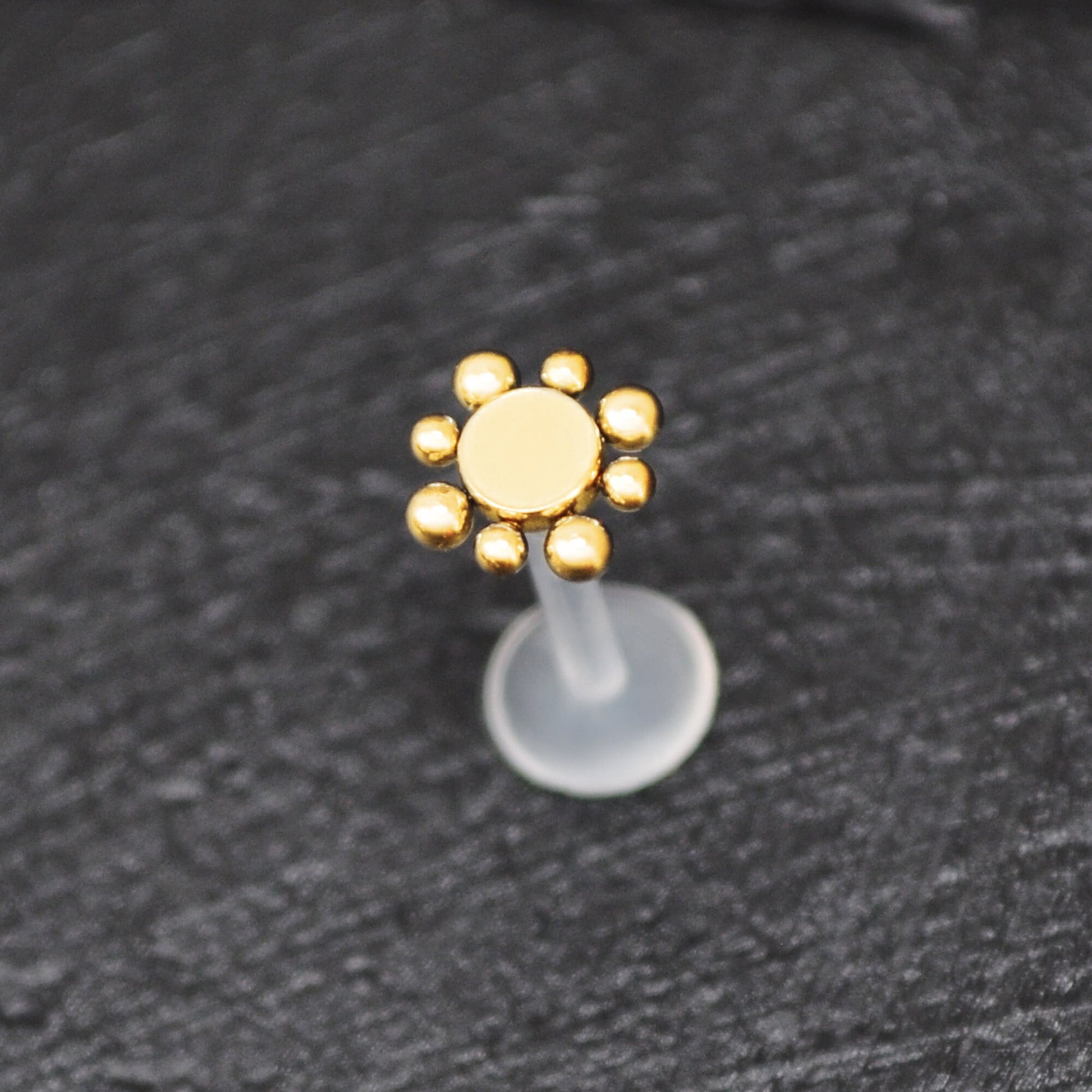 Bioflex Medusa Lip Piercing - TitaniumFashion