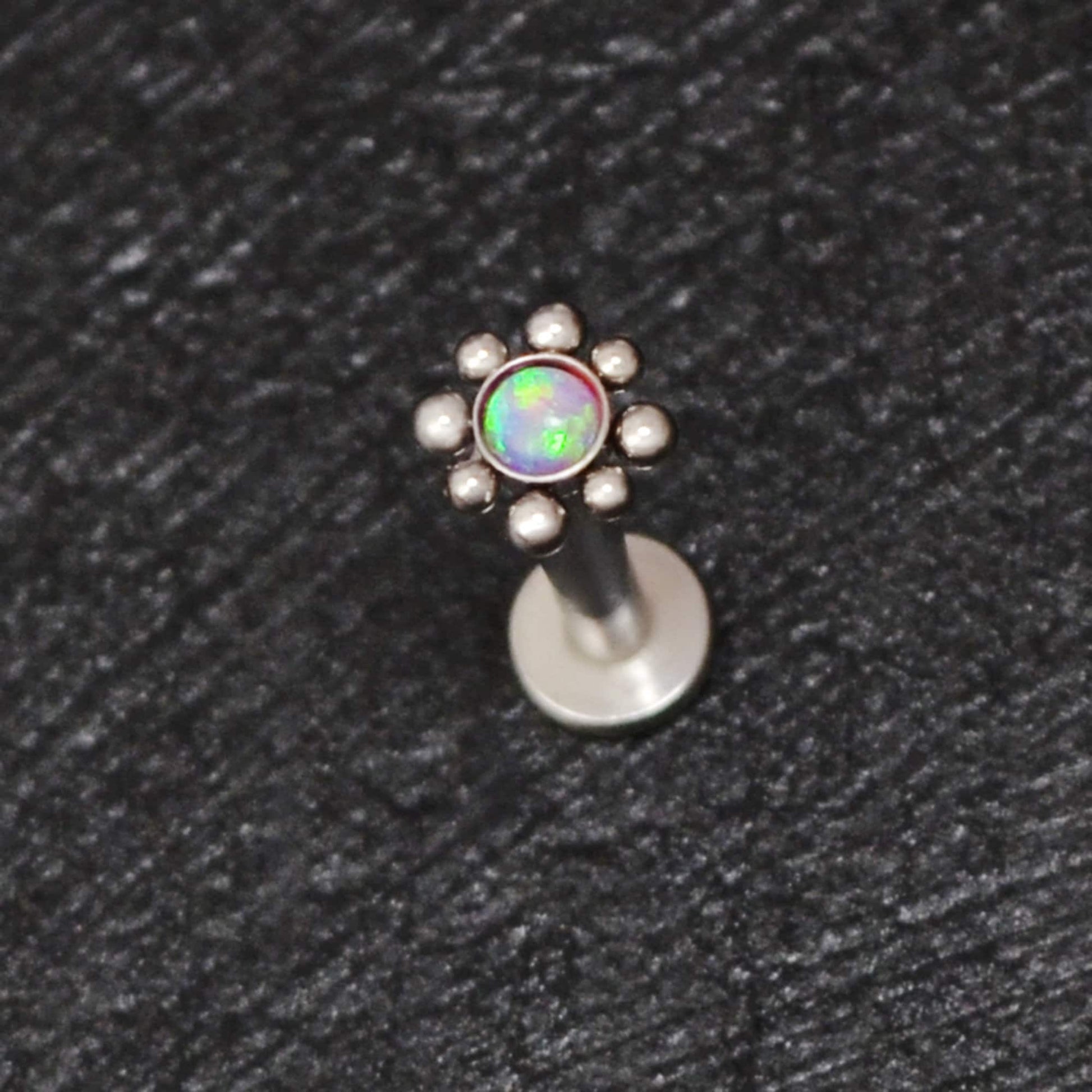 Titanium Lip Ring Opal - TitaniumFashion