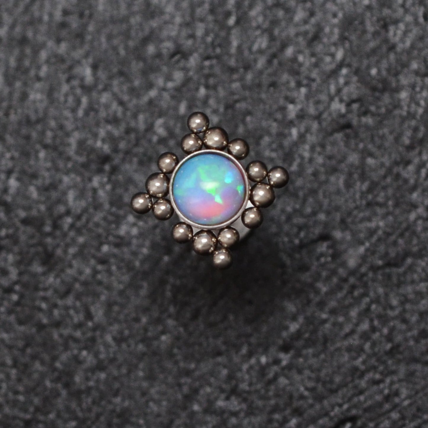 Opal Lip Piercing Titanium Implant Grade - TitaniumFashion