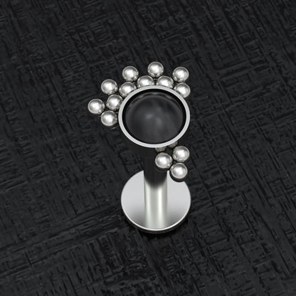 Onyx Lip Piercing Titanium Implant Grade - TitaniumFashion