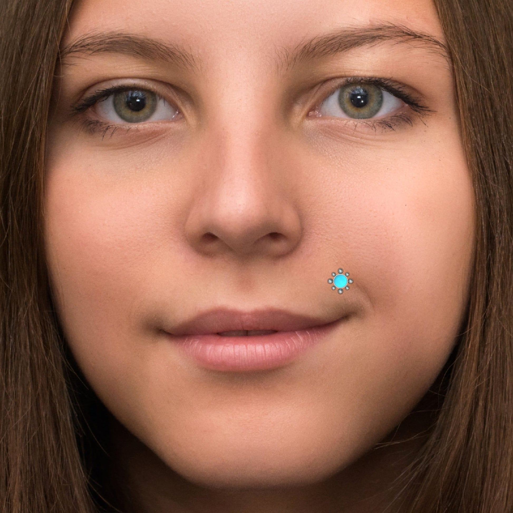 Turquoise Lip Labret Titanium - TitaniumFashion
